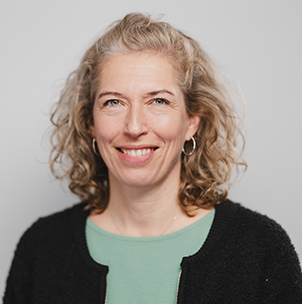 Porträtfoto von Sabine Peters